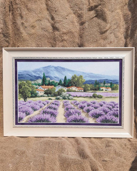 Siuvinėjimo kryželiu rinkinys Kalnų levandos, Zweigart Aida 14, 42,5×26 cm