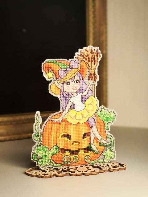 Siuvinėjimo kryželiu rinkinys „Happy Halloween“ Crystal Art, 12×14 cm