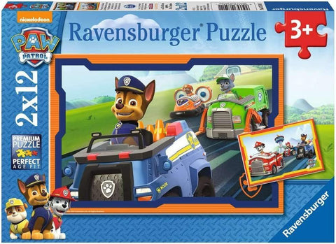 Puzzle Ravensburger 2x12 „Paw Patrol“ dėžutės viršelis: mėlyna–oranžinė pakuotė su Chase ir kitų šuniukų automobiliais
