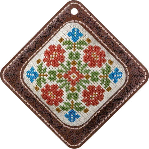 Siuvinėjimo kryželiu rinkinys adatinei, 8,5×8,5 cm