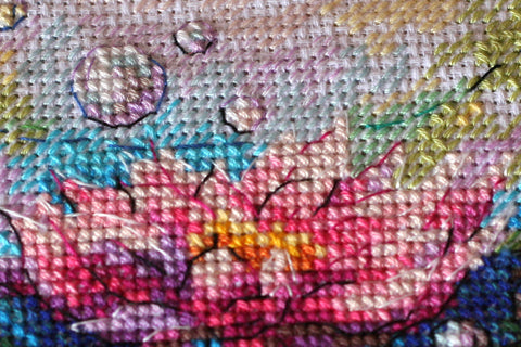 Siuvinėjimo kryželiu rinkinys „Spalvų magija“, 14 ct, 38 spalvų, 25×23 cm