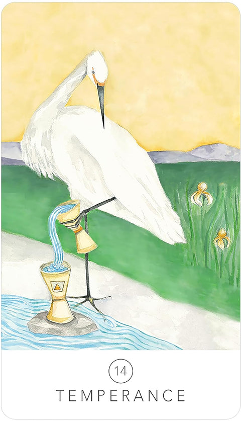 tarot korta Temperance akvarelinis baltas garnys pila vandenį į auksines taures, žalias pievų fonas