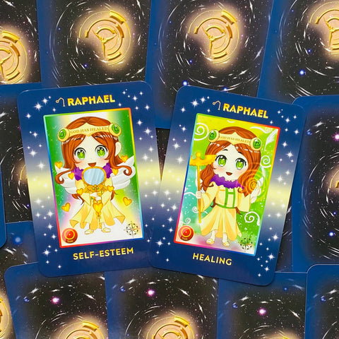 Tarot kortos Raphael — dvi priekinės kortos: Self‑Esteem ir Healing su žavingomis žalių akių angeliškomis iliustracijomis