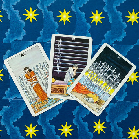 Universal Waite Tarot Kortos metalinėje dėžutėje