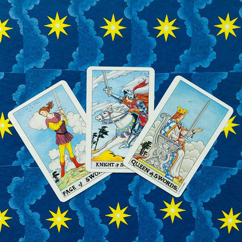 Universal Waite Tarot Kortos metalinėje dėžutėje