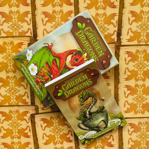 Field Guide To garden Dragons Tarot kortos