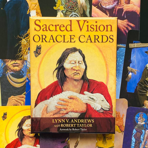 Oracle kortos Sacred Vision geltonoje dėžutėje, 44 kaladės su Robert Taylor iliustracija ir ėriuku, priekinis planas