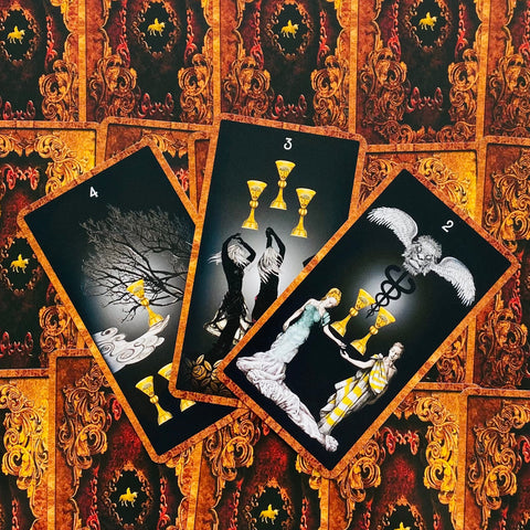 Dancing In The Dark Tarot Kortos