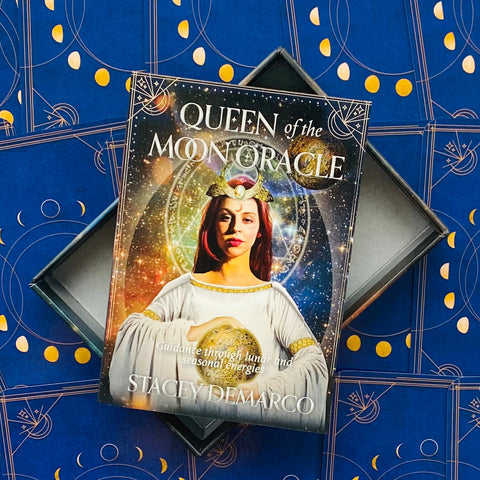 Queen of the Moon Oracle kortos