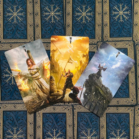 Runic Tarot kortos