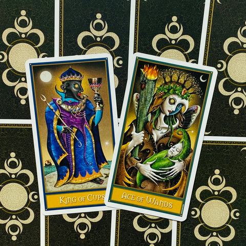 Deviant Moon Tarot kortos