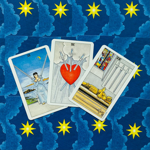 Universal Waite Tarot Kortos metalinėje dėžutėje