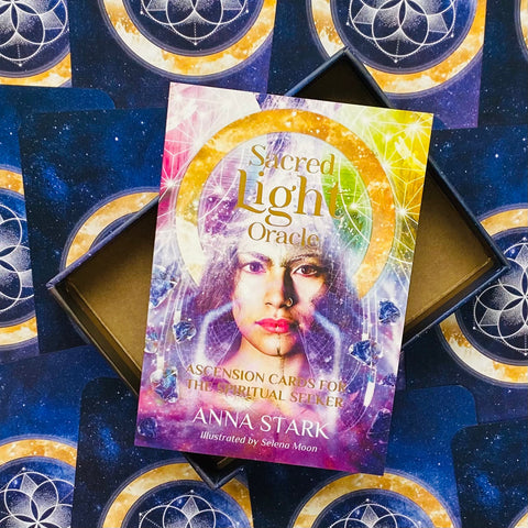 Sacred Light Oracle kortos