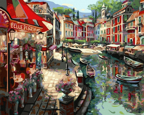 Drobė Venecijos kanalas, spalvota 60×80 cm, impresionistinis kanalo peizažas su laiveliais ir kavinės terasa, matinė apdaila