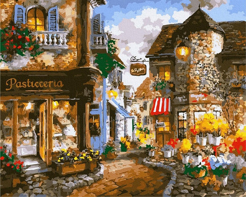 drobė – vakarėjančios Europos gatvės scena su šiltu apšvietimu, kepykle „Pasticceria“ ir ryškiomis gėlėmis