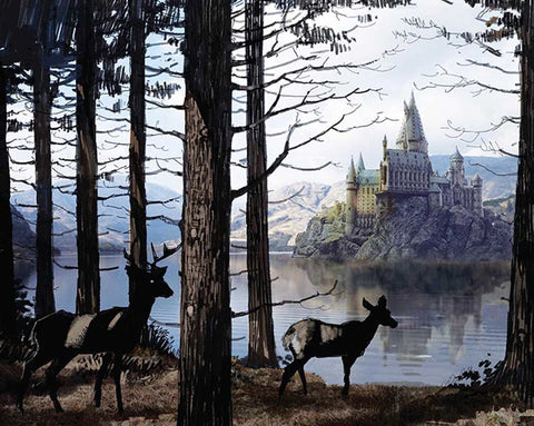 Sienų drobė fantasy stiliaus, pilkšvai mėlyna, elnių siluetai prie ežero su tolumoje stovinčia pilimi