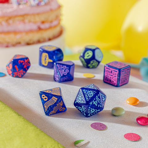 Gimtadienio RPG kauliukų rinkinys „Streamers“ – žvilganti mėlyna, 7 vnt
