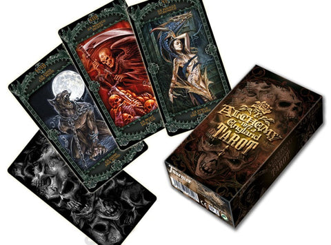 Tarot kortos Alchemy England – tamsus dėklas su keliais detaliai iliustruotais kortų priekiniais ir nugarėlėmis