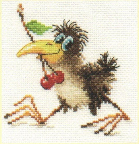 kryželių siuvinėjimo rinkinys, juokingas purus juodas paukštelis su geltonu snapu ir raudonomis vyšniomis, mažesnis 20×20 cm variantas