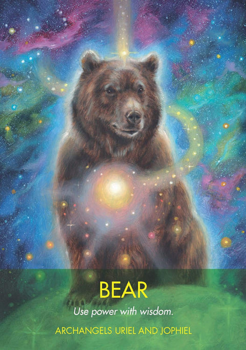 Kortelė Bear — ruda lokio iliustracija su spindinčia širdies šviesa, kosminiu fonu ir užrašu „Archangels Uriel and Jophiel“