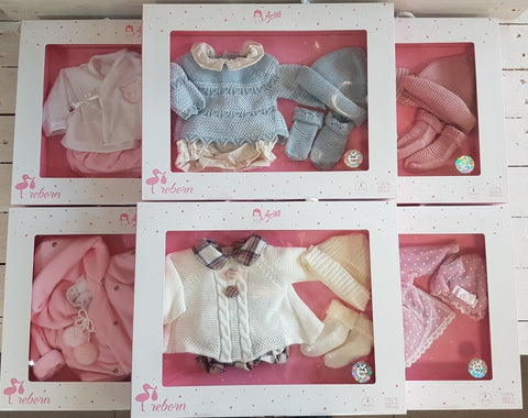 Arias 45 cm lėlių rūbai – kokybiški, tinka Reborn kūdikiams, prabangi dovanų dėžutė