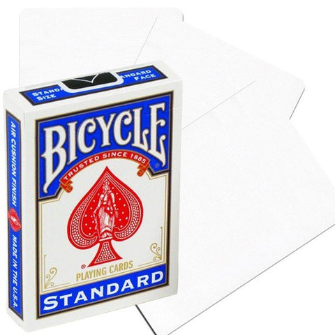 Bicycle kortos standard dydžio dėžutėje su raudonu tūzu priekyje ir baltais tuščiais kortų paviršiais