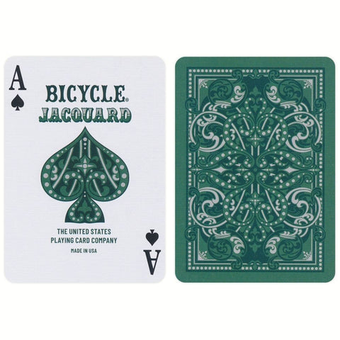 Bicycle Jacquard kortos žalia versija, parodytas kairėje A♠ priekinis dizainas ir dešinėje dekoratyvi nugarėlė, rodo priekį ir galą