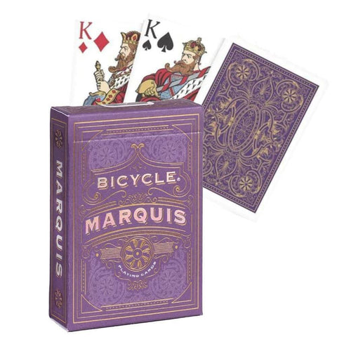 Bicycle Marquis kortos purpuriniame, auksu foliju dekoruotame dėkle, matomas ornamentuotas nugarėlės dizainas ir dvi karalių kortos