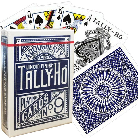 Tally-Ho kortos mėlyna nugarėle, Linioid finish, parodyta pakuotės priekinė dalis ir keli atverti tūzai