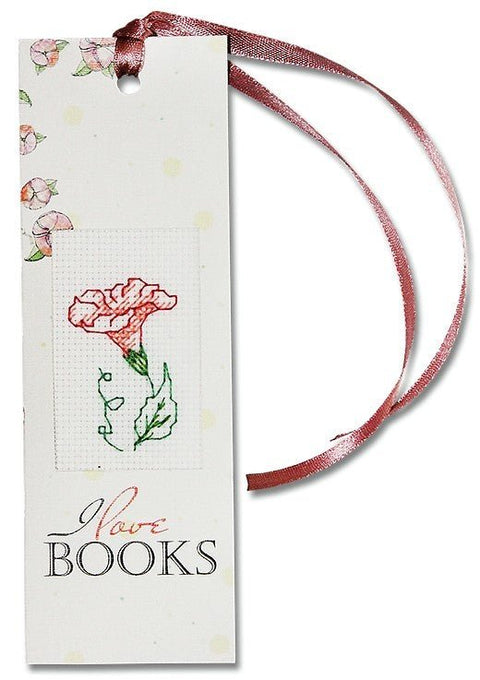 Knygos skirtukas baltas su rožine siuvinėta gvazdike ir rožine satino juostele, priekyje užrašas I love BOOKS
