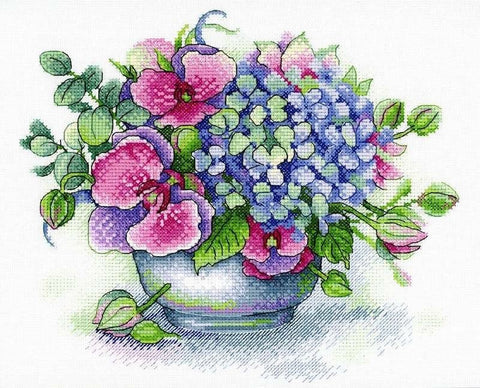 kryželių rinkinys — rožinių ir mėlynų hortenzijų kompozicija dubenėlyje, 30×25 cm, detalus spalvų ir lapų variantas
