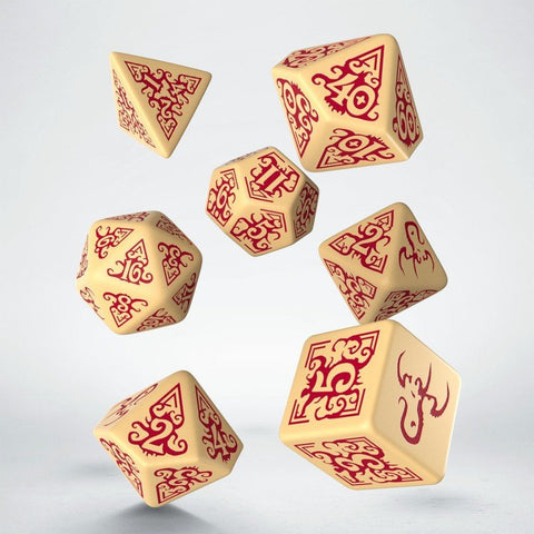 RPG kauliukai — kreminis 7 dalių rinkinys su raudonais ornamentuotais skaičiais ir poliedrais