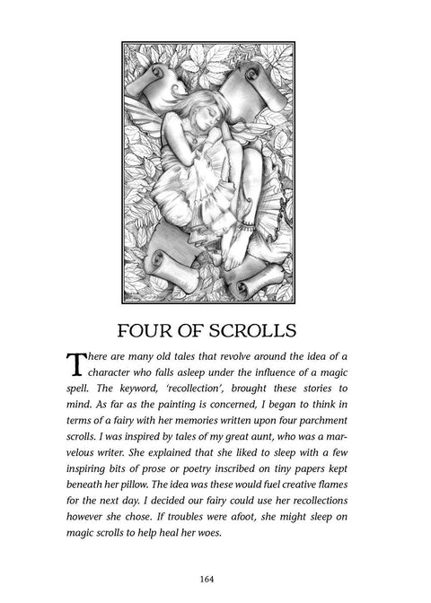 Tarot korta Four of Scrolls — juodai baltas pieštas eskizas: miegančia fėja apsupta keturių pergamentų ir lapų, vertikalus variantas