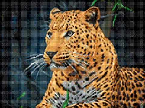 Deimantinė mozaika leopardo portretas su ryškiais akriliniais deimantėliais, pabrėžiančiais kailio tekstūrą