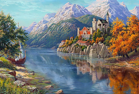 Tapyba: spalvingas rudens ežero kraštovaizdis su pilimi ant uolos ir valtimi priešakyje, horizontali 60×40 cm