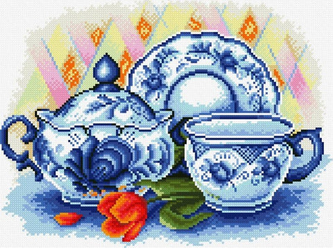 Arbatos servizas mėlynos porceliano gėlių dekoracijos, 3 dalių (cukrinė, puodelis, lėkštutė), vaizdas iš priekio