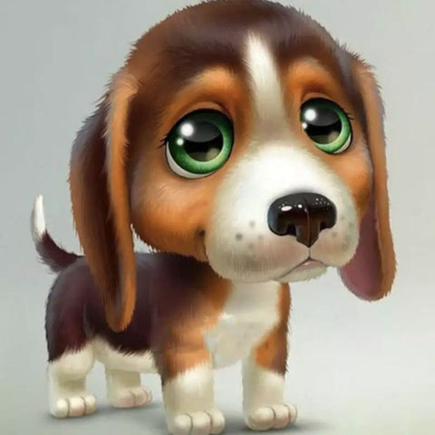 Pliušinis šuniukas beagle rudos ir baltos spalvos, 25 cm aukščio, stovintis iš priekio su didelėmis žaliomis akimis ir minkštu pliušu, skirtas vaikams kaip žaislo variantas