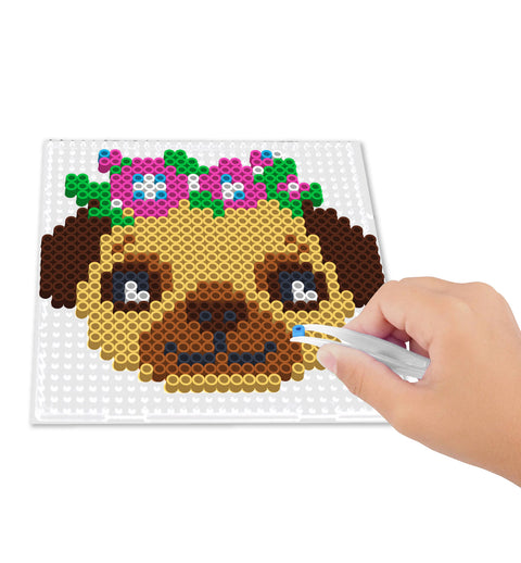 Splat Planet lyginimo karoliukų rinkinys „Šuniukai“ – 3000 vnt., pagrindas 15x15 cm, pincetas