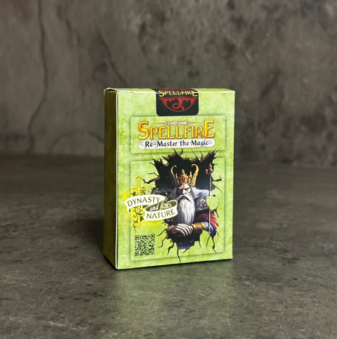 kortų žaidimas Spellfire žalios dėžutės "Dynasty and Nature" leidimas, priekinis vaizdas, nufotografuotas ant tamsios stalo dangos kaip produktų galerijos variantas