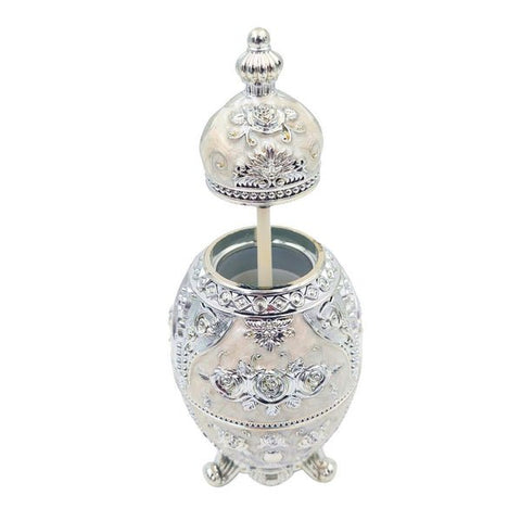 Kvepalų buteliukas sidabro ornamentuotas, atidarytas su aplikatoriumi, dekoratyvus rožių motyvų ir kojelių dizainas