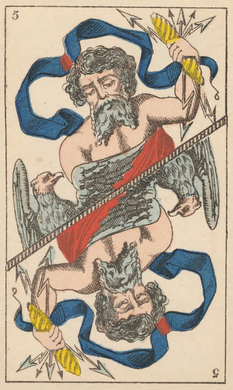 tarot korta vintage stilistikos, veidrodinė barzdoto dievo figūra su griaustiniu ir raudonu šaliku