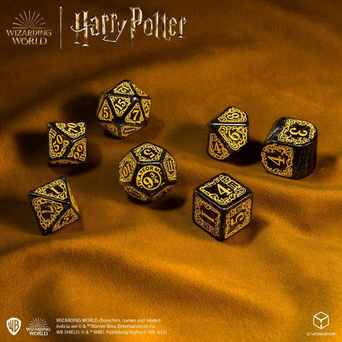 RPG kauliukai Harry Potter dizaino — juodi su auksiniu ornamentu, 7 dalių rinkinys, d20 su Platform 9¾ emblema