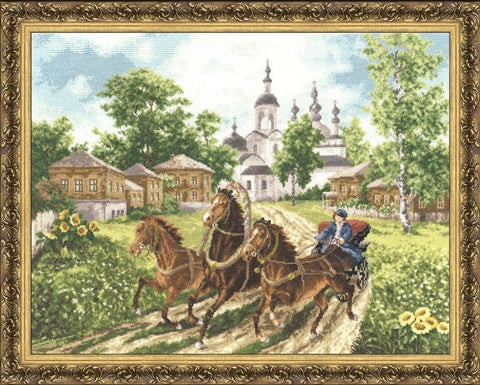Siuvinėtas paveikslas trijų arklių kinkinyje prie kaimo bažnyčios, detalus siuvinys ir ornamentuotas auksuotas rėmas