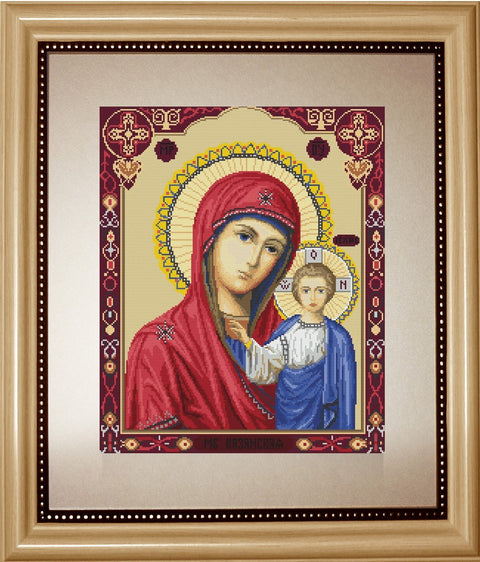Siuvinėta ikona Švenčiajai Marijai su Kūdikiu, raudonu galvos apdengalu ir mėlynu drabužiu, šviesus medinis rėmas