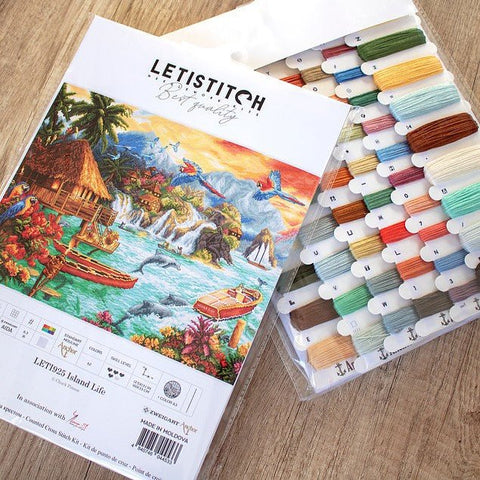 kryželių rinkinys Letistitch "Island Life" su spalvingu piešiniu, etikečiotais siūlais ant kortelių ir pilna schema komplekte
