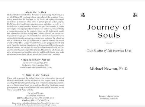 Knyga Journey of Souls Michael Newton — atviri tituliniai puslapiai su knygos pavadinimu ir autoriaus biografija