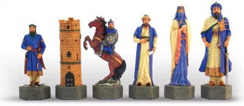 Šachmatų figūrėlės medievalinė kolekcija: šeši mėlyni ir auksiniai viduramžių personažai su bokštu ir raiteliu
