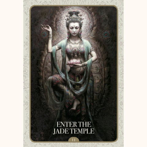 Plakatas Enter the Jade Temple — aukštos raiškos mistinė budistinės deivės iliustracija laikanti lotusą, sodrios žalios ir auksinės spalvos