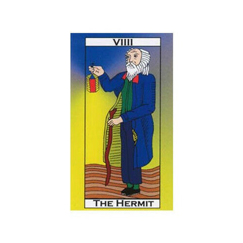 Tarot korta The Hermit — klasikinė korta su senolio figūra mėlyname paltuose, rankoje žibintas, lazda, viršuje VIIII ir užrašas The Hermit