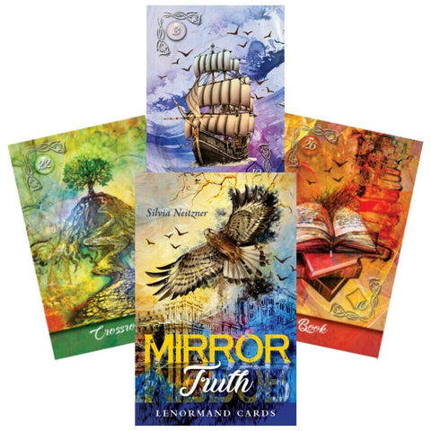 Lenormand kortos Mirror Truth — dėžutės priekinis viršelis su sakalu ir trys spalvotos pavyzdinės kortos fane.